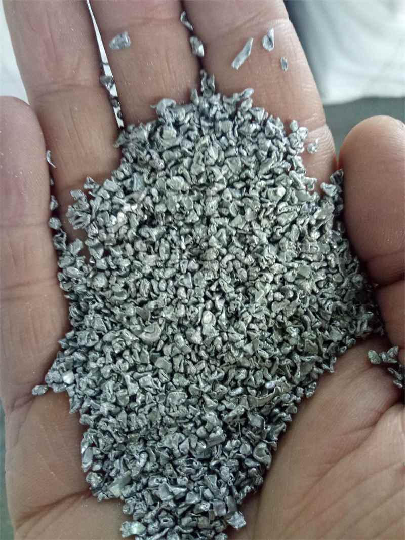 Aluminum particle